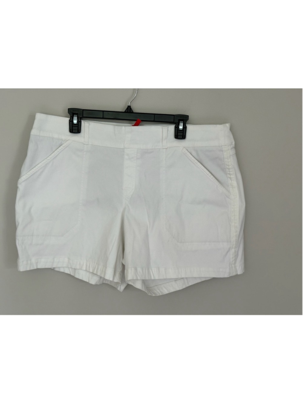 Women's Spanx White Shorts Size 24W